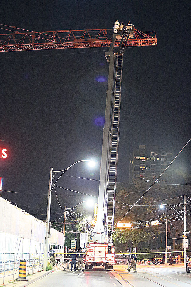 Toronto sees further crane climbing incidents Crane and Hoist